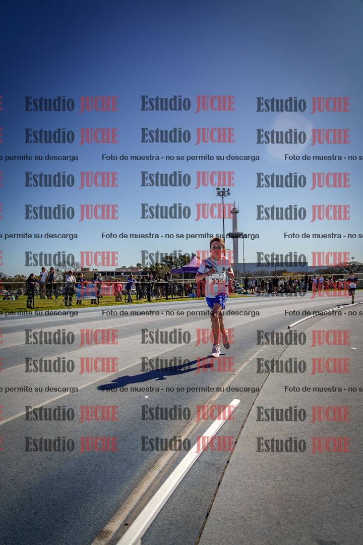 Fotos de los 1000 m llanos de varones