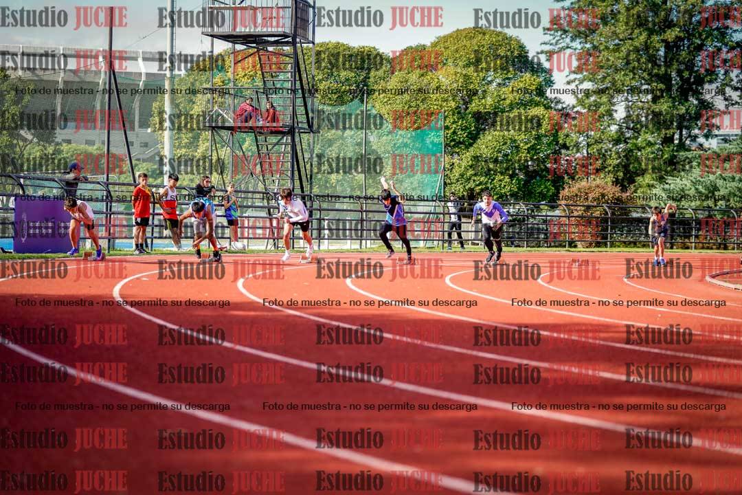 Fotos de los 150 m llanos de varones