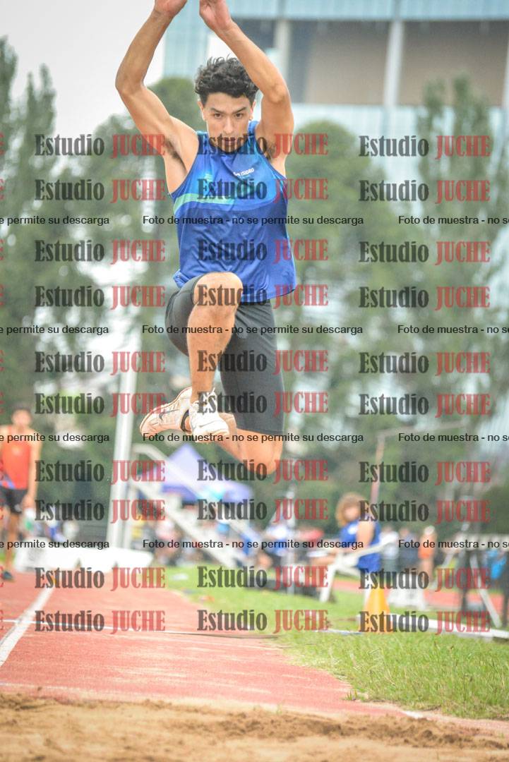 Fotos del salto triple - tabla de 8 y 10