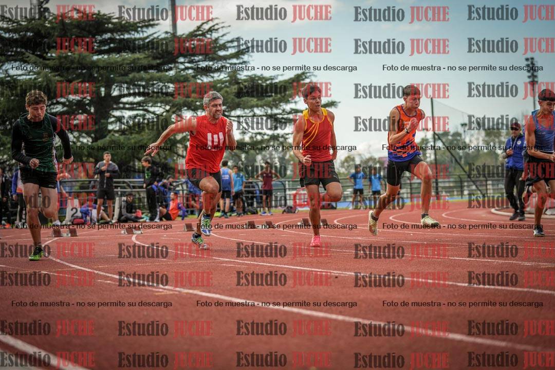 Fotos de los 100 m llanos de varones
