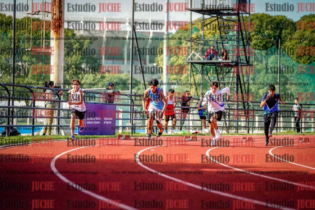 Fotos de los 150 m llanos de varones
