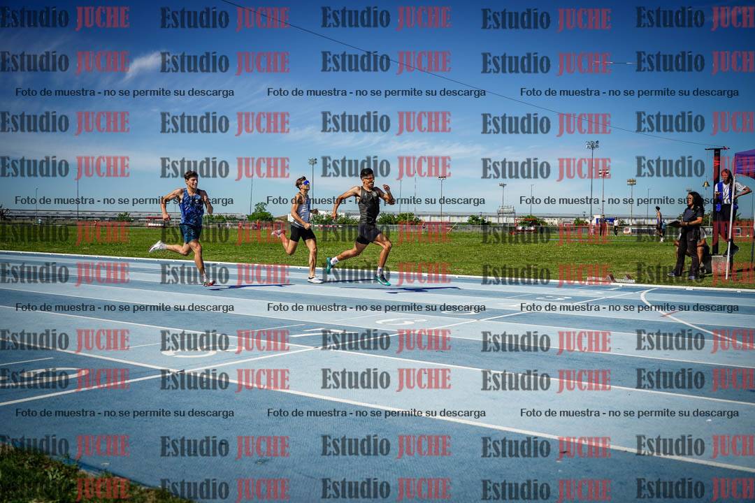 Fotos de los 400 m llanos de varones