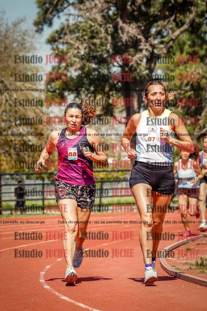 Fotos de los 1500 m llanos de mujeres