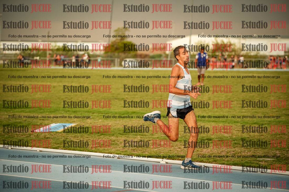 Fotos de los 1000 m llanos de varones