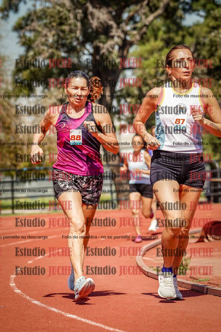 Fotos de los 1500 m llanos de mujeres