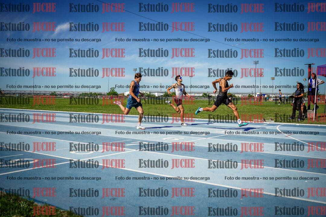 Fotos de los 400 m llanos de varones