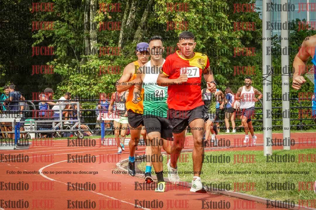 Fotos de los 3000 m llanos de varones