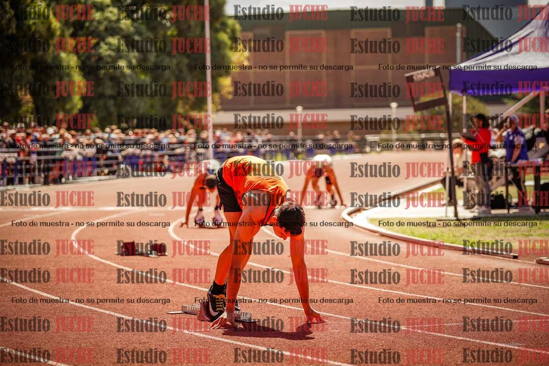 Fotos de los 400 m llanos de varones