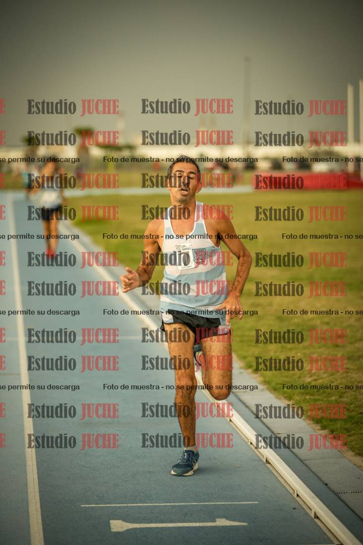 Fotos de los 1000 m llanos de varones