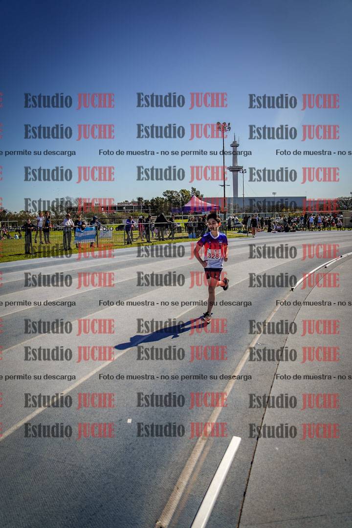 Fotos de los 1000 m llanos de varones