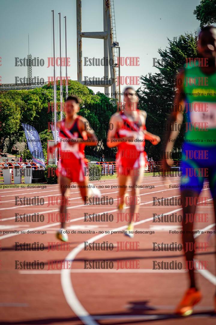 Fotos de los 1500 m llanos de varones