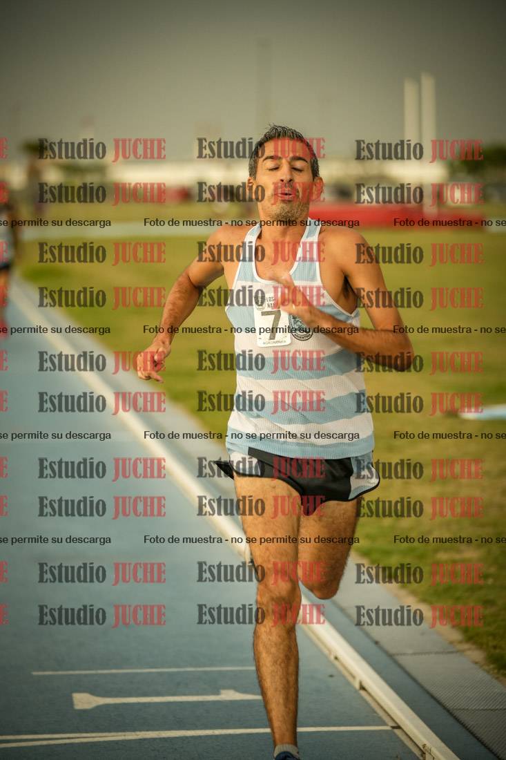 Fotos de los 1000 m llanos de varones