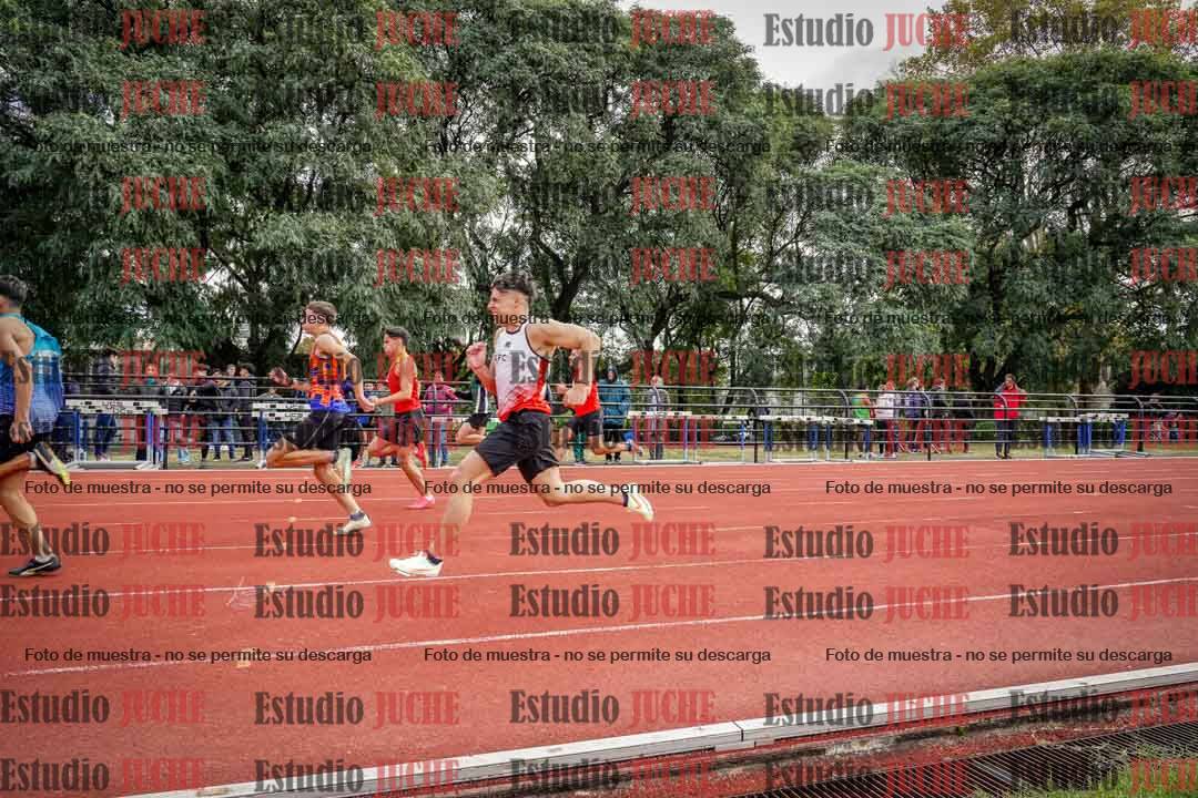 Fotos de los 100 m llanos de varones