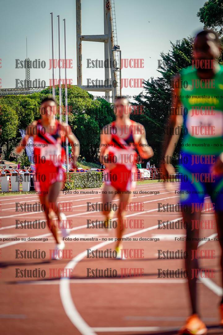 Fotos de los 1500 m llanos de varones
