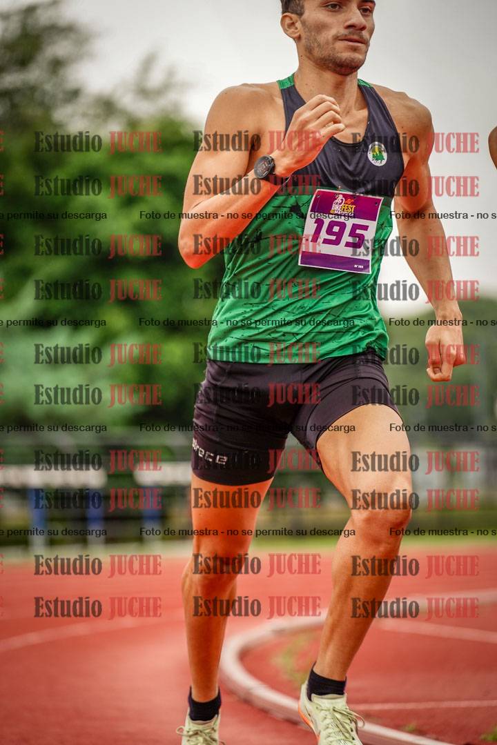 Fotos de los 800 m llanos de varones