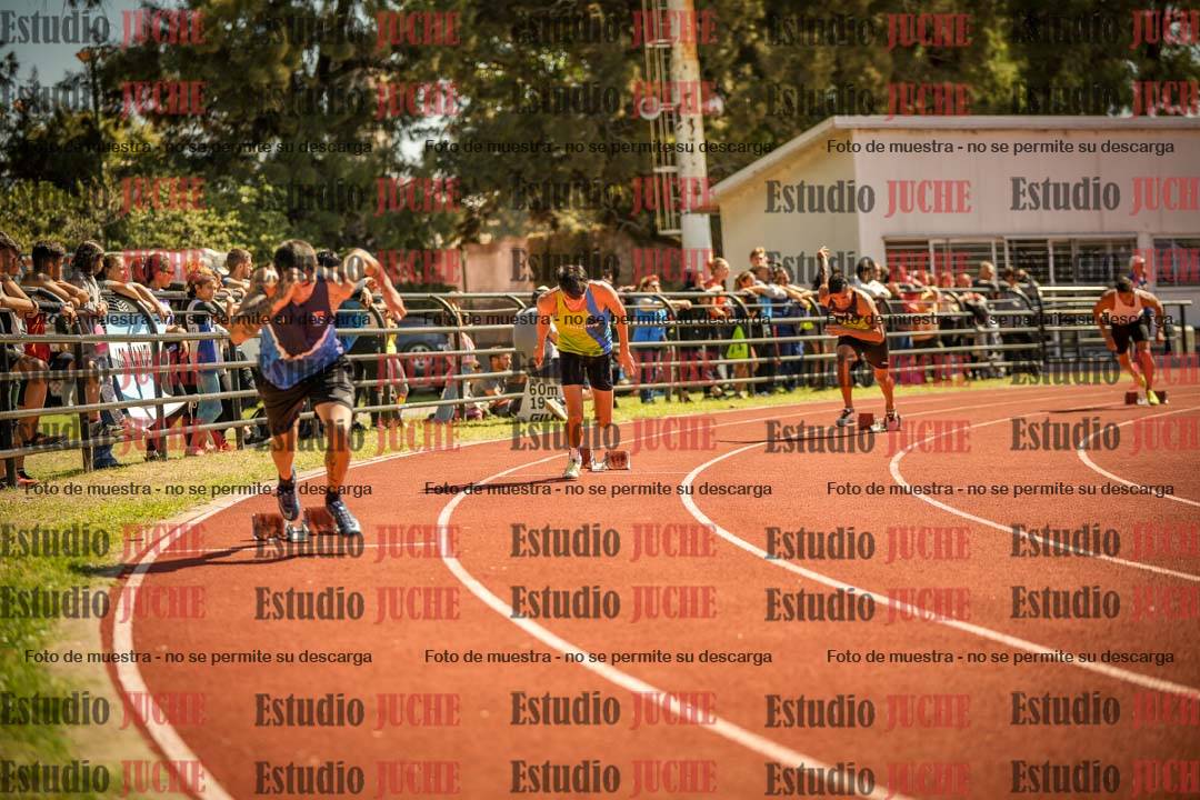 Fotos de los 400 m llanos de varones
