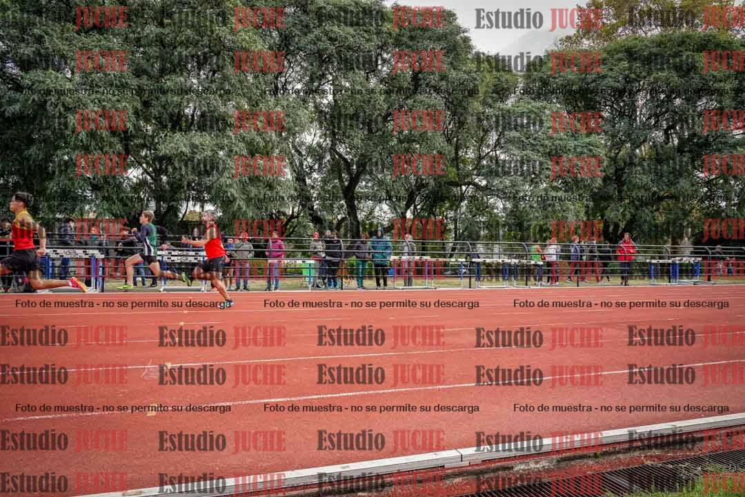 Fotos de los 100 m llanos de varones