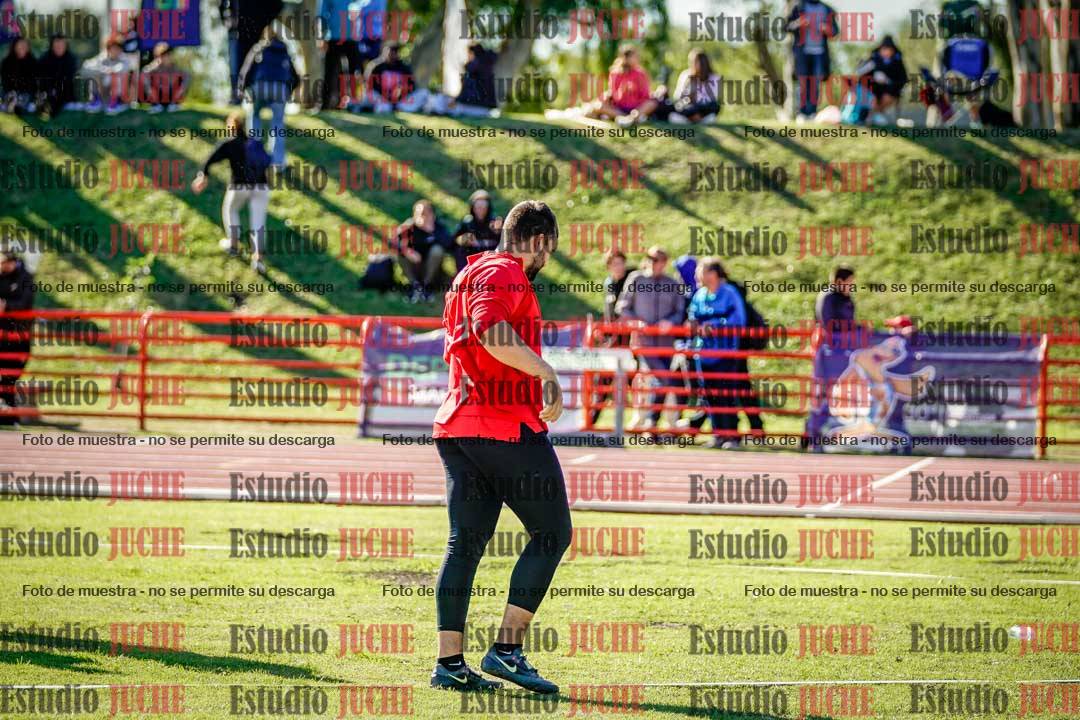 Fotos de algunos extras y podios del día 2