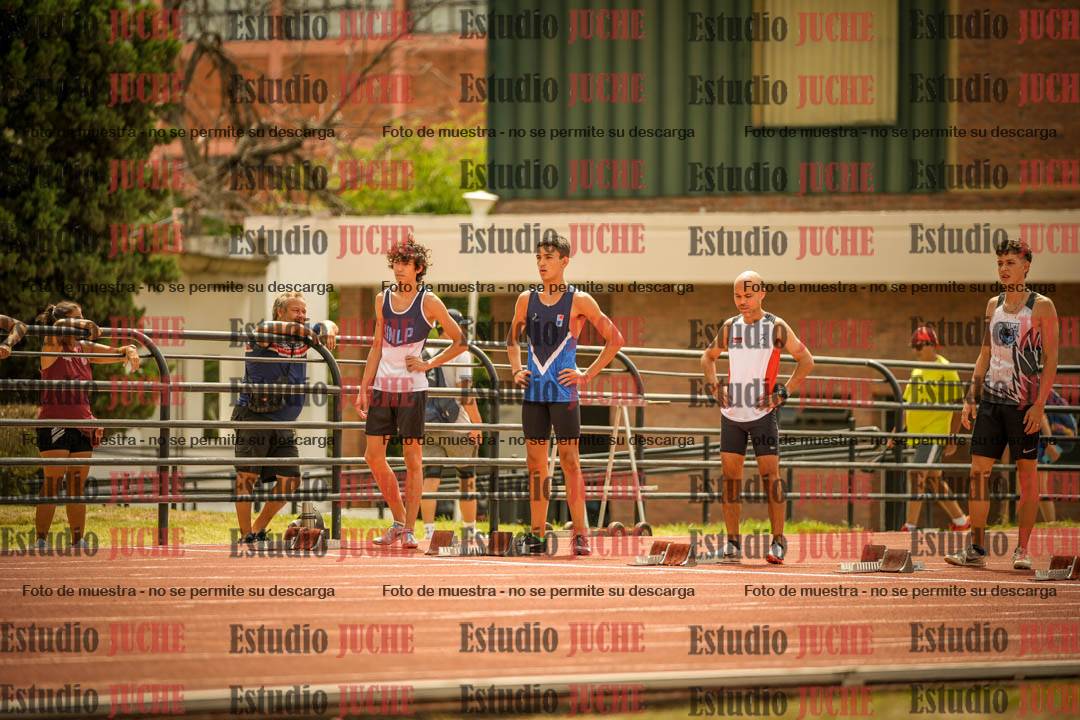 Fotos de los 100 m llanos de varones