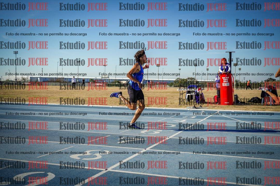 Fotos de los 400 m llanos de varones