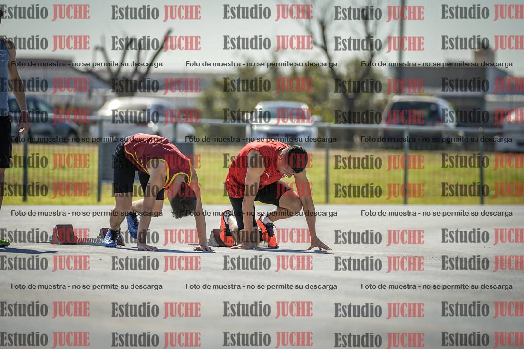 Fotos de los 100 m llanos de varones