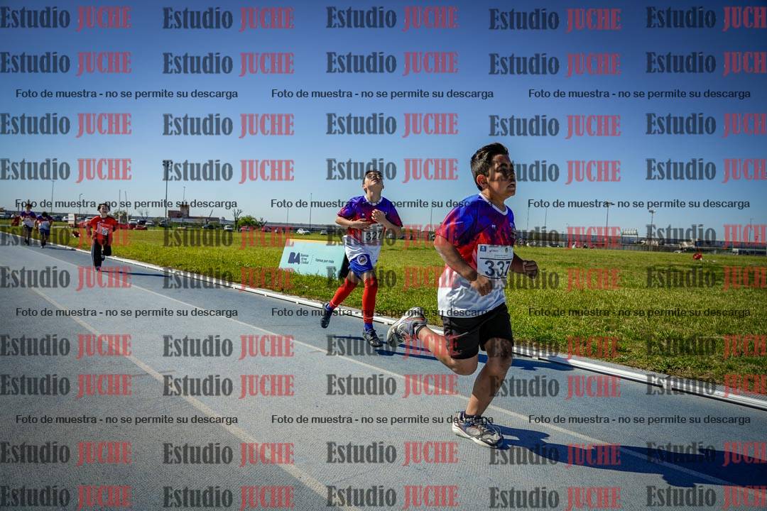 Fotos de los 1000 m llanos de varones