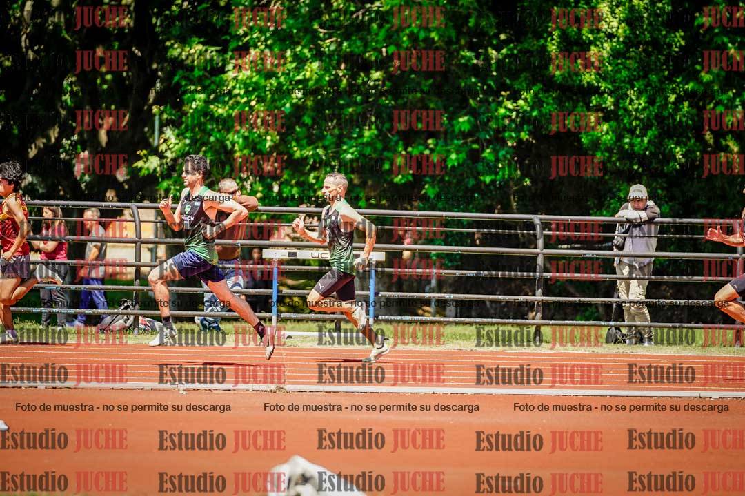Fotos de los 800 m llanos de varones