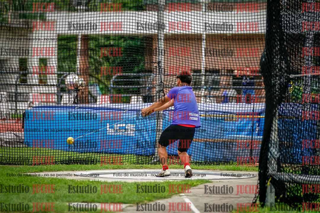 Fotos del lanzamiento de martillo de varones