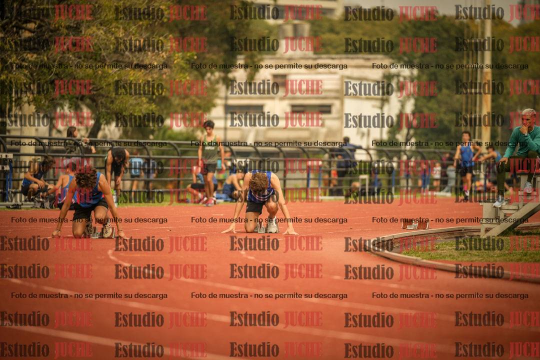 Fotos de los 200 m llanos de varones