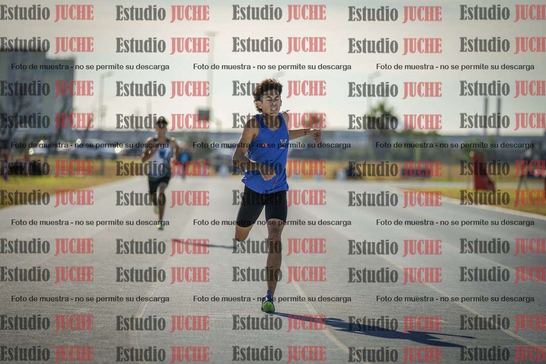 Fotos de los 400 m llanos de varones