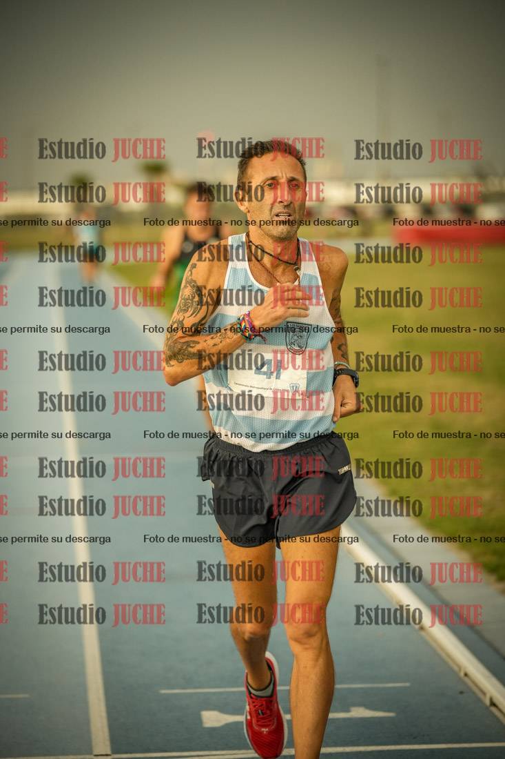 Fotos de los 1000 m llanos de varones