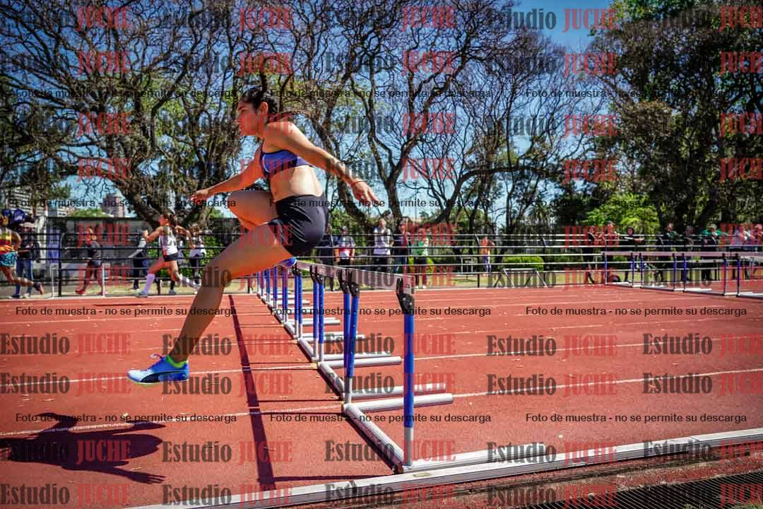 Fotos de los 100 m con vallas de mujeres