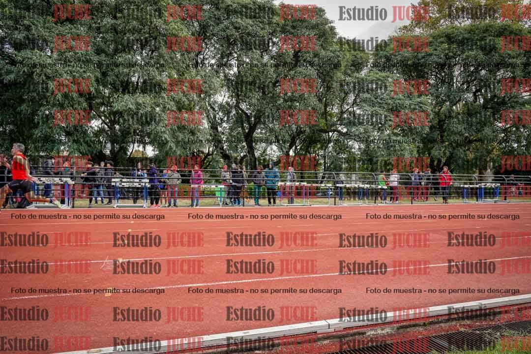 Fotos de los 100 m llanos de varones