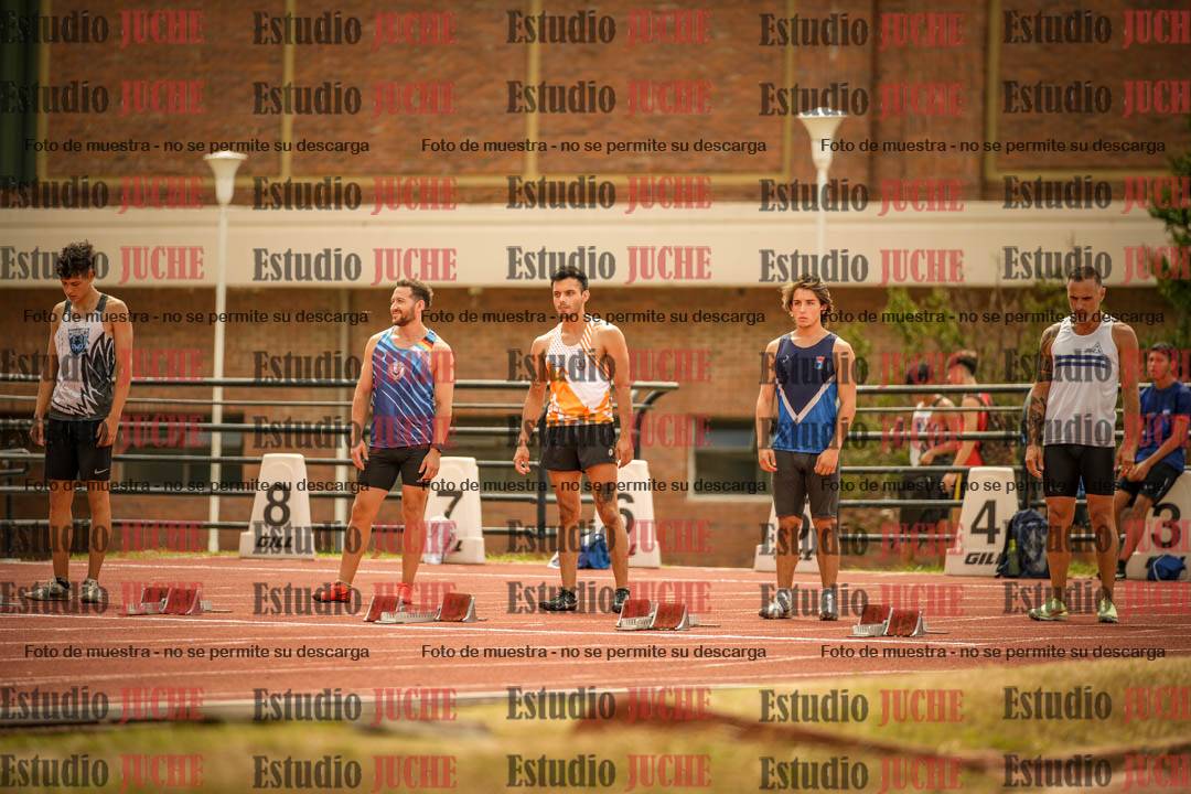 Fotos de los 100 m llanos de varones