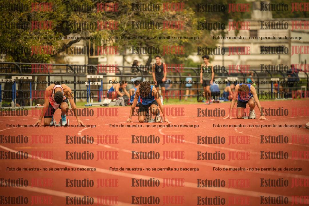 Fotos de los 200 m llanos de varones