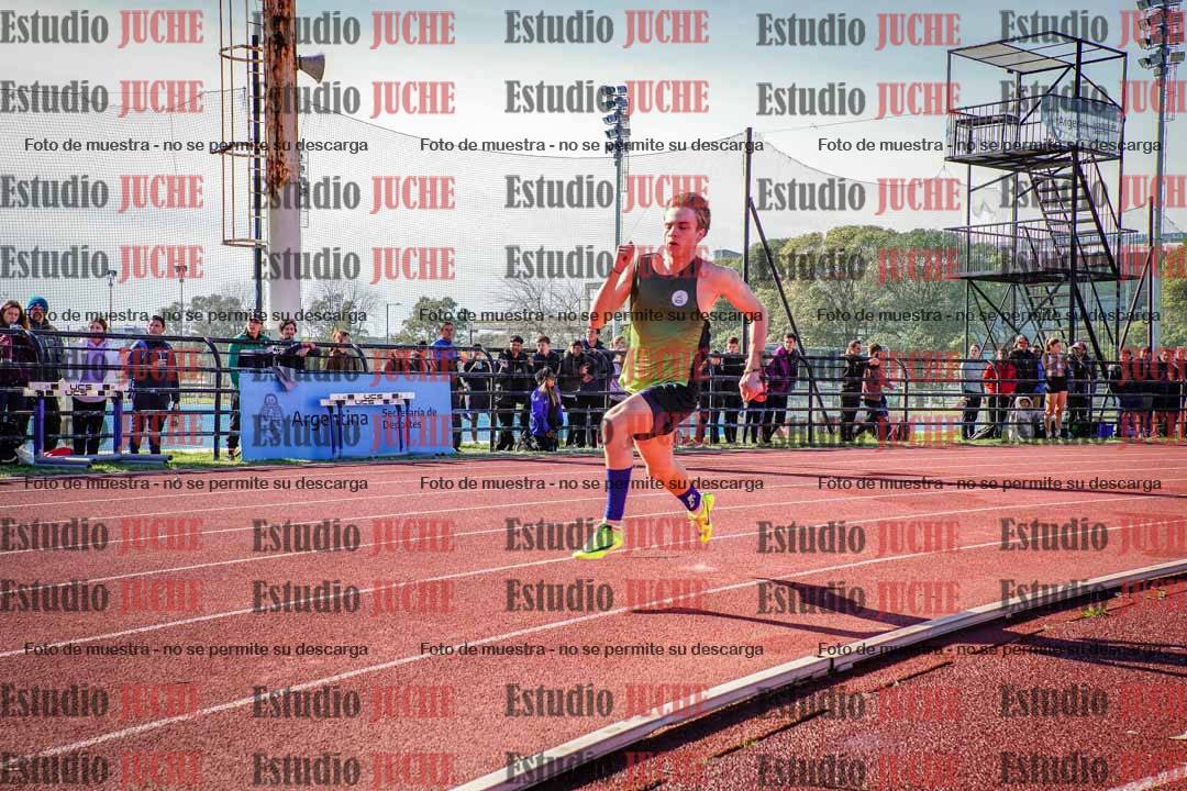 Fotos de los 200 m llanos de varones