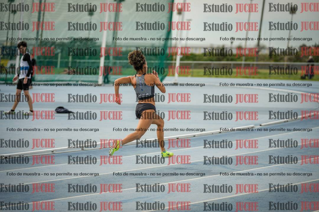 Fotos de los 800 m llanos de mujeres - U17