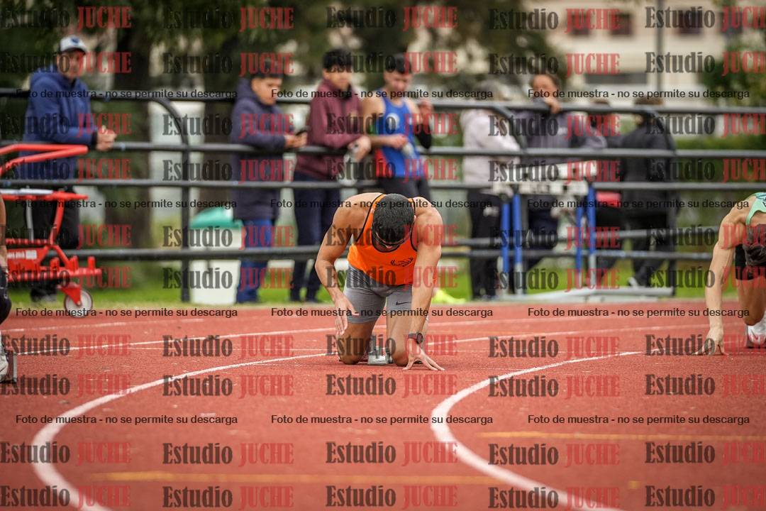 Fotos de los 200 m llanos de varones