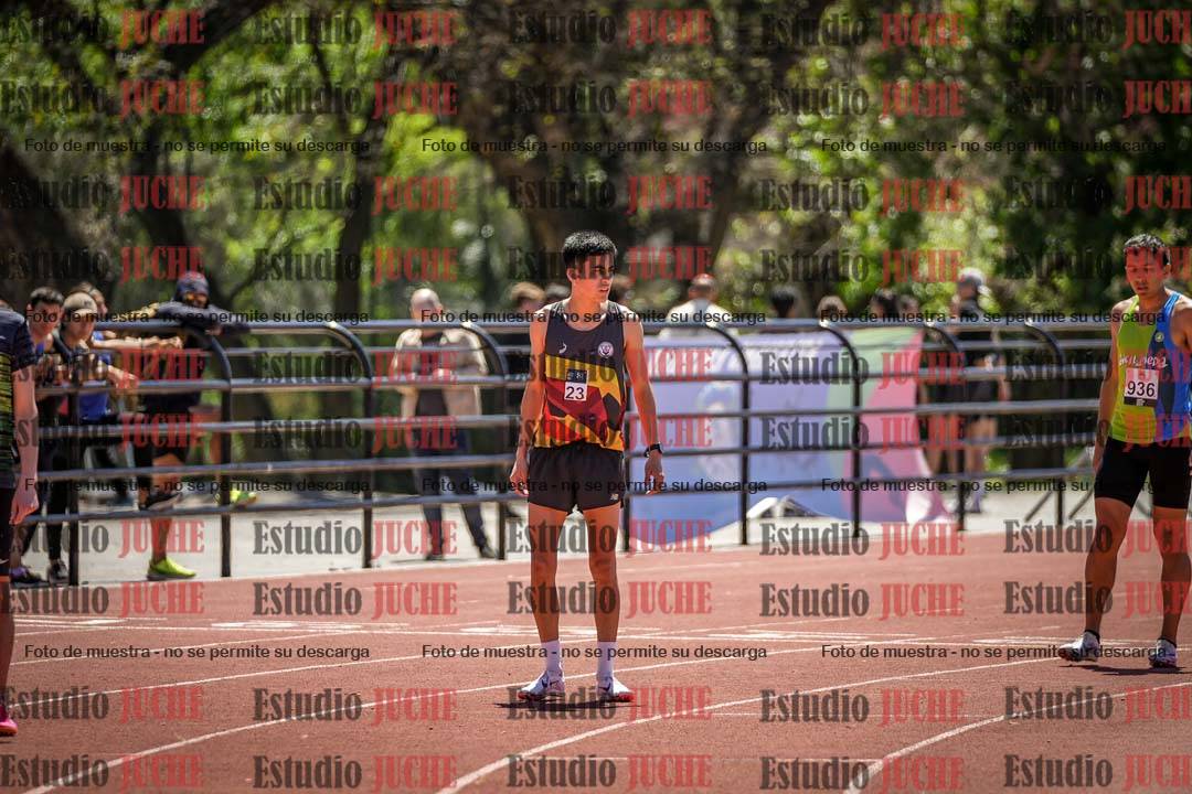 Fotos de los 800 m llanos de varones