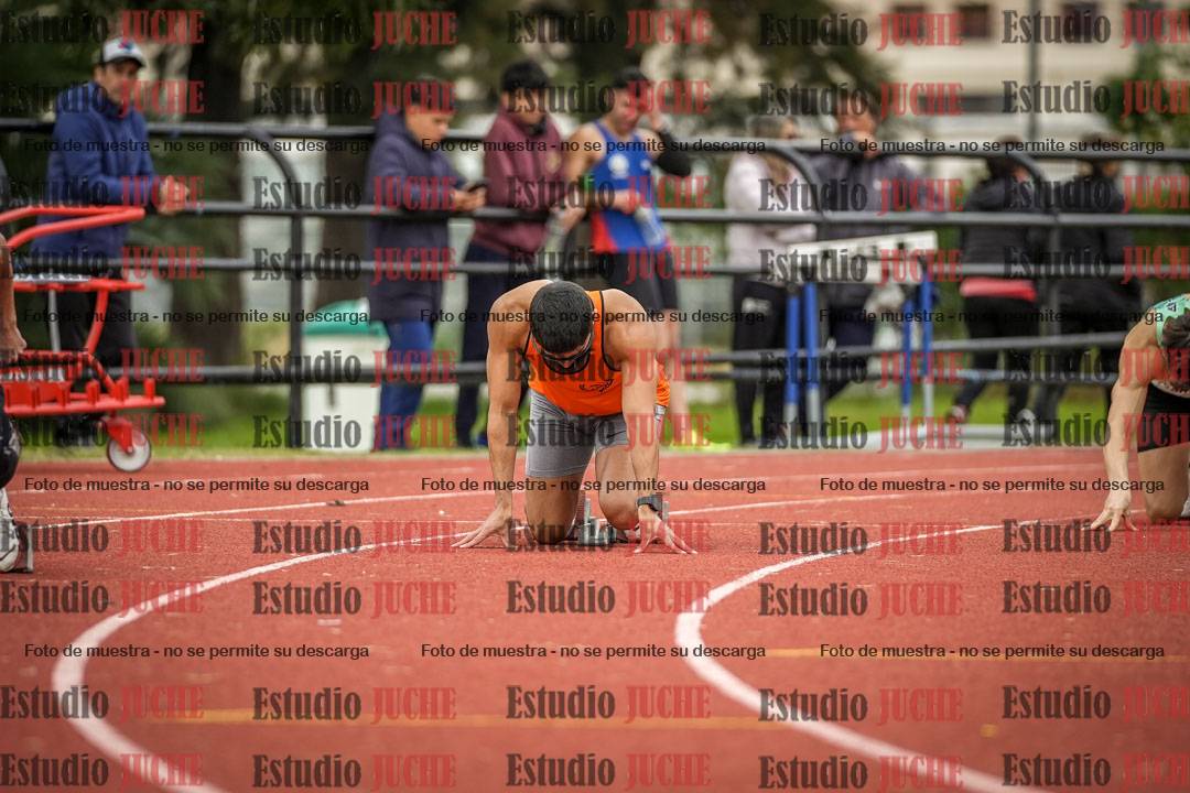 Fotos de los 200 m llanos de varones