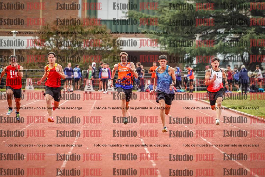 Fotos de los 100 m llanos de varones