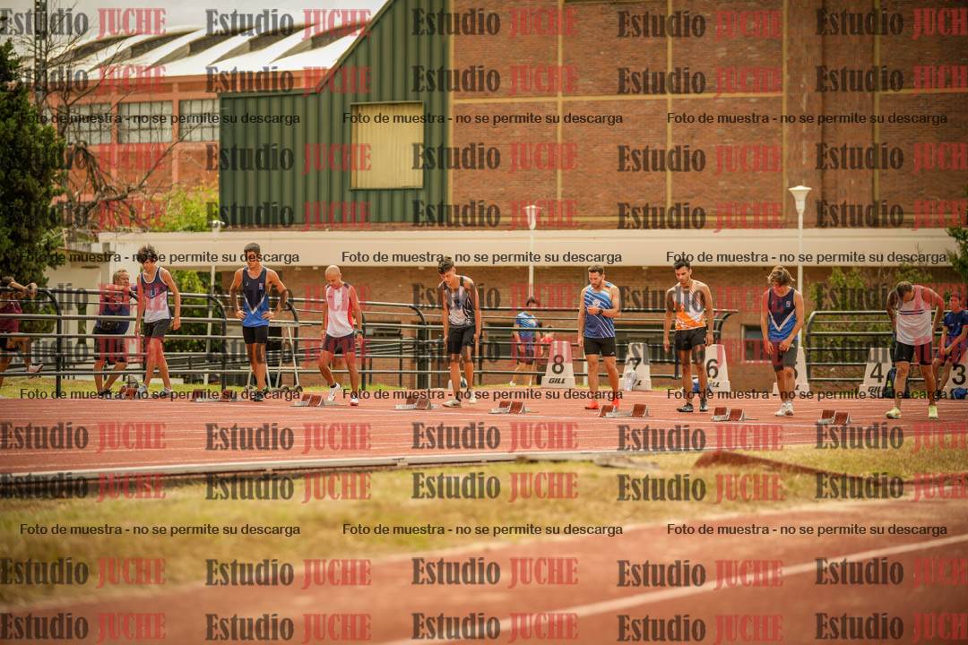 Fotos de los 100 m llanos de varones
