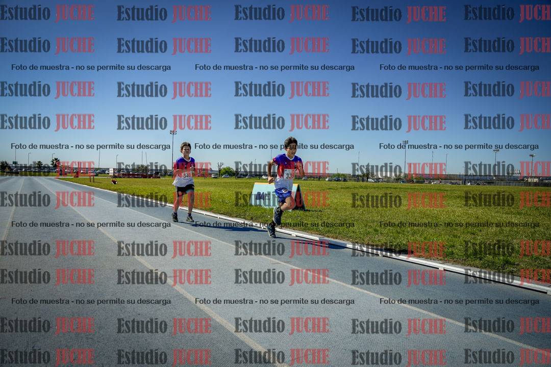 Fotos de los 1000 m llanos de varones