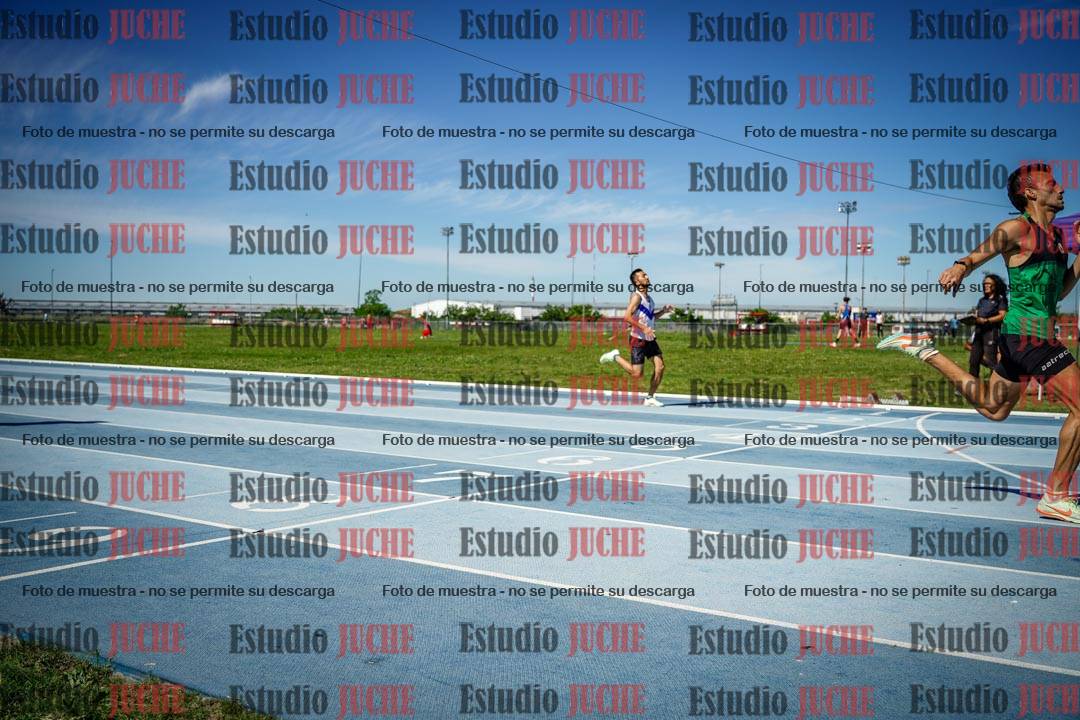 Fotos de los 400 m llanos de varones