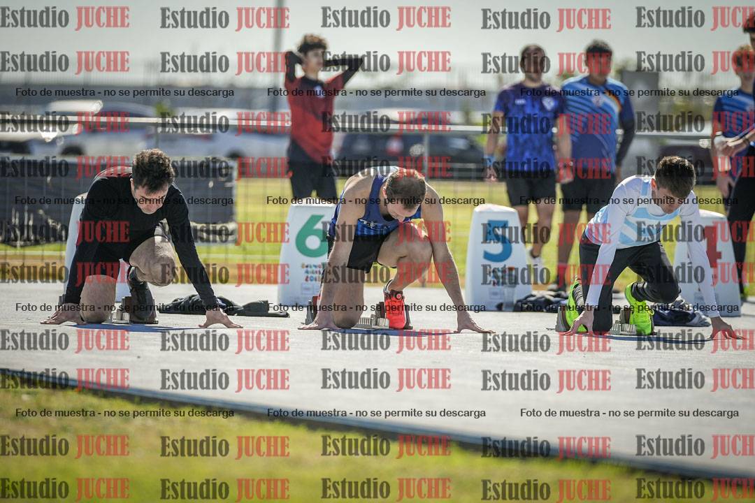 Fotos de los 100 m llanos de varones