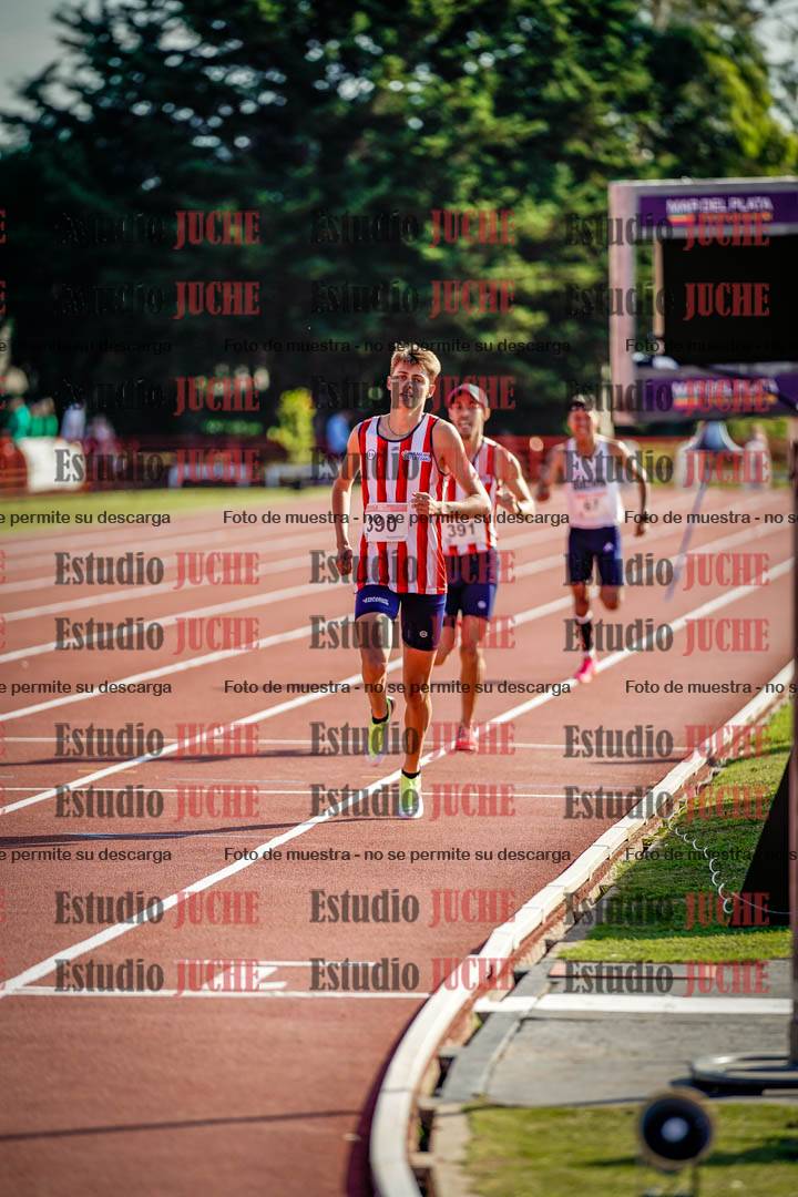 Fotos de los 1500 m llanos de varones