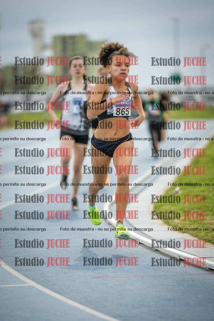Fotos de los 800 m llanos de mujeres - U17