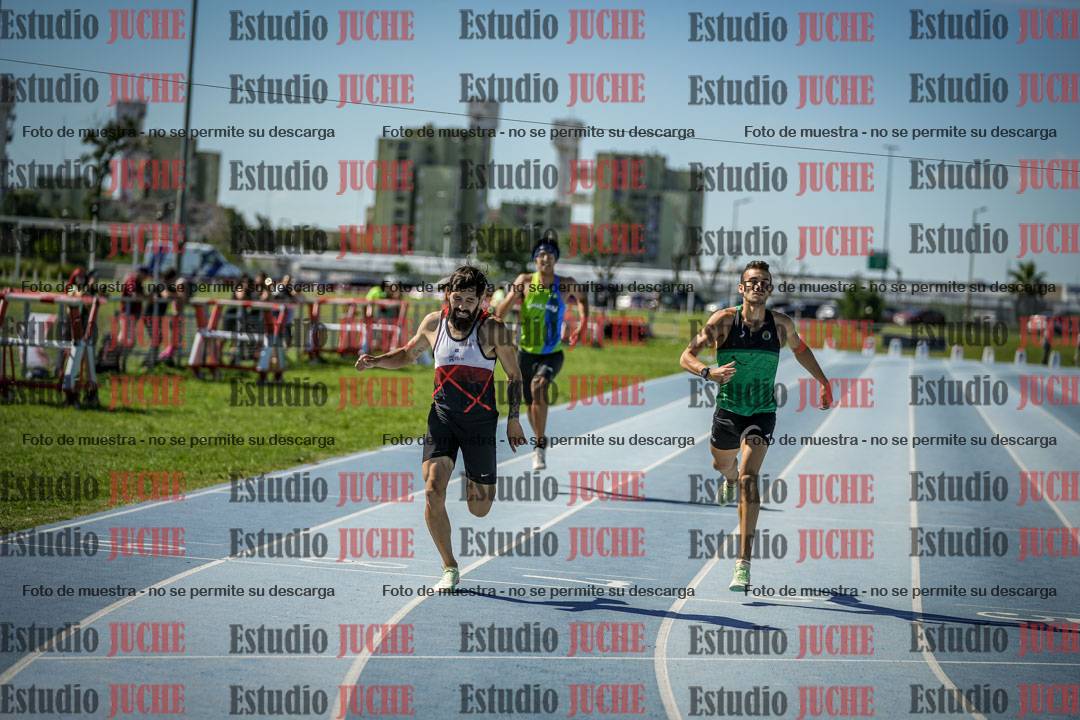 Fotos de los 400 m llanos de varones