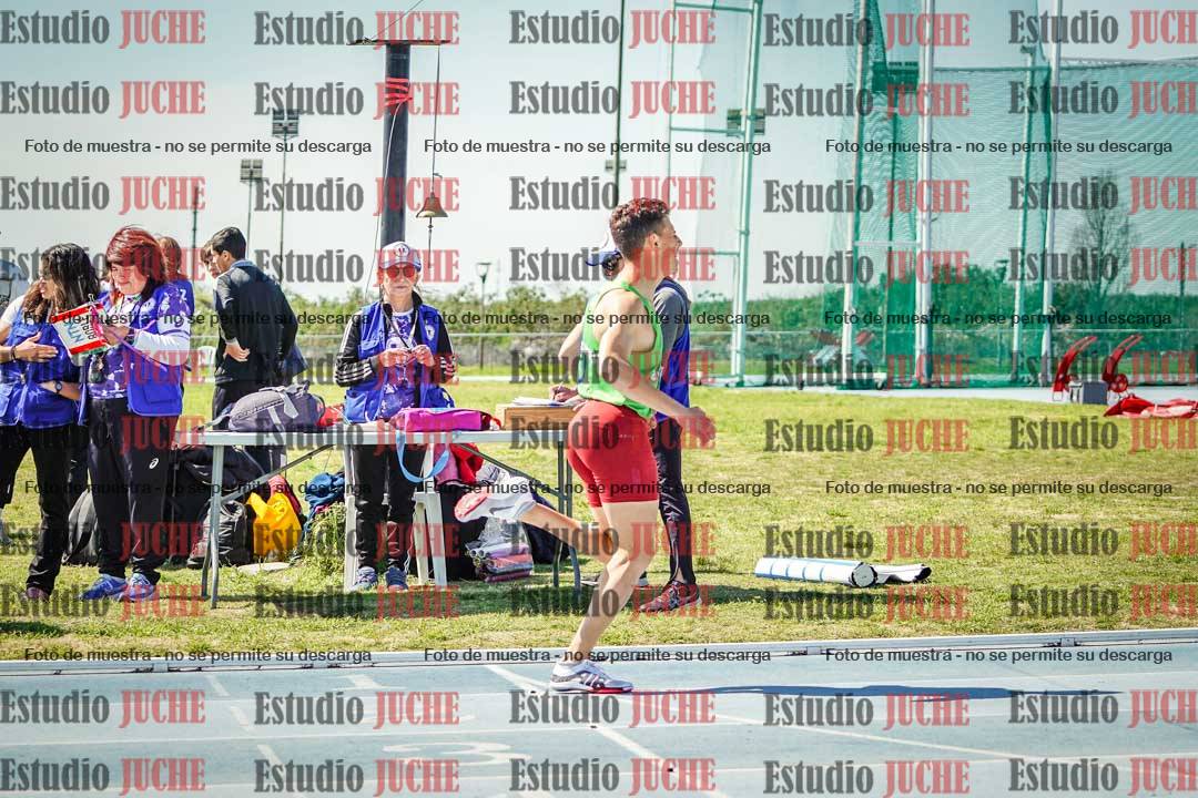 Fotos de los 800 m llanos de varones