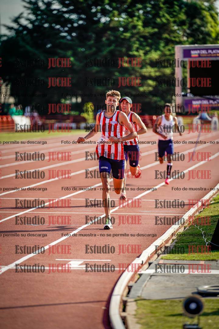 Fotos de los 1500 m llanos de varones